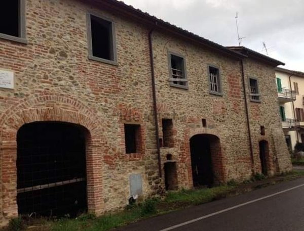 casale in vendita ad Arezzo