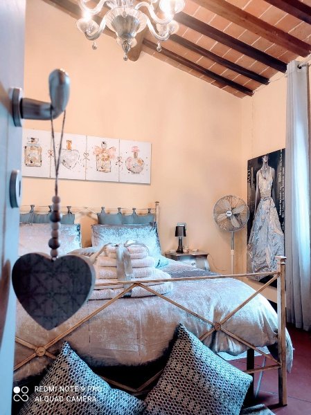 casa indipendente in vendita ad Arezzo in zona San Fabiano