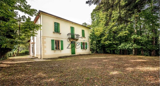 casa indipendente in vendita ad Arezzo in zona Santa Firmina