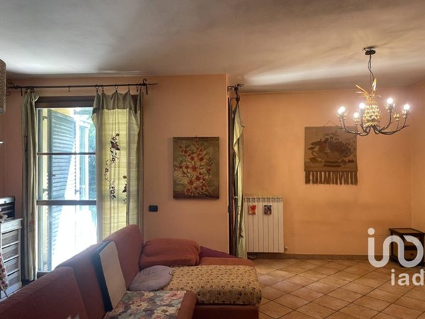 casa indipendente in vendita ad Arezzo in zona Centro Città
