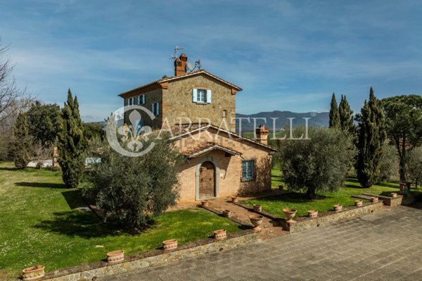 casale in vendita ad Arezzo