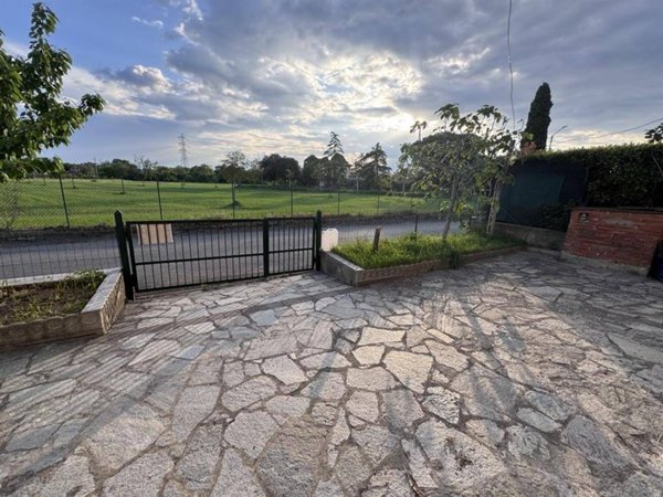 casa indipendente in vendita ad Arezzo in zona Fiorentina