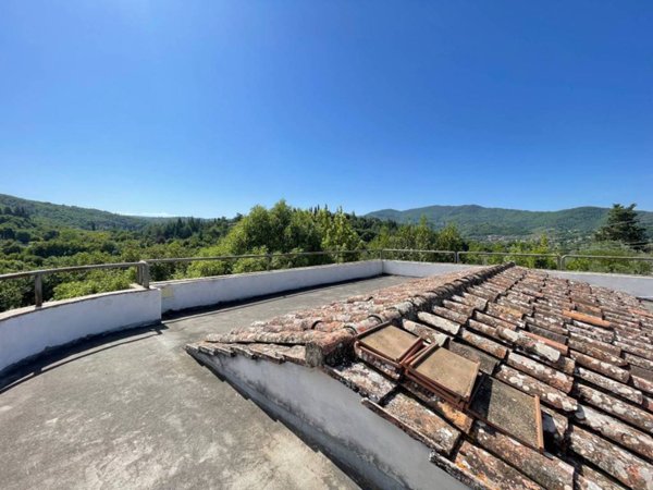 casa indipendente in vendita ad Arezzo