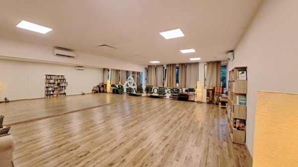 ufficio in vendita ad Arezzo in zona Staggiano