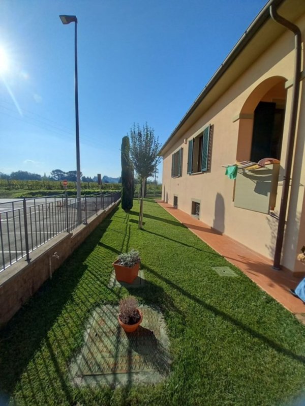 casa indipendente in vendita ad Arezzo in zona Centro Città