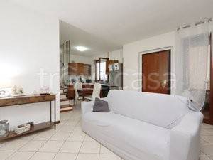 appartamento in vendita ad Arezzo in zona Rigutino