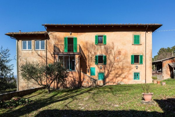 casa indipendente in vendita ad Arezzo in zona Zona La Pace