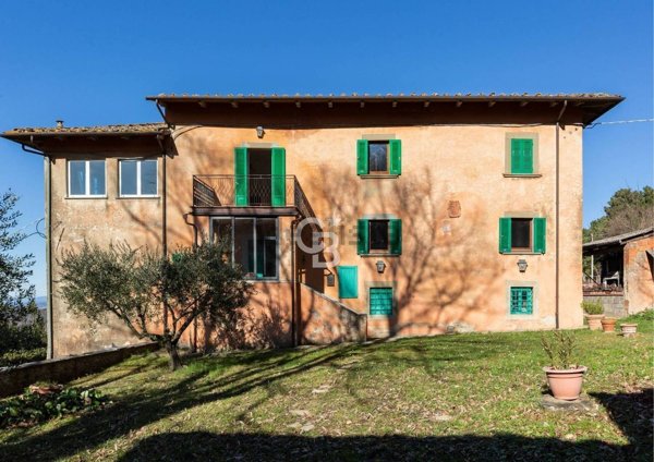 casa indipendente in vendita ad Arezzo in zona Zona La Pace