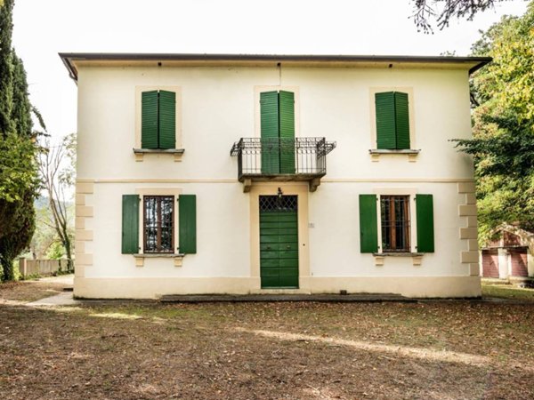casa indipendente in vendita ad Arezzo in zona Santa Firmina