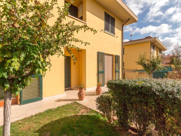 appartamento in vendita ad Arezzo in zona Quarata