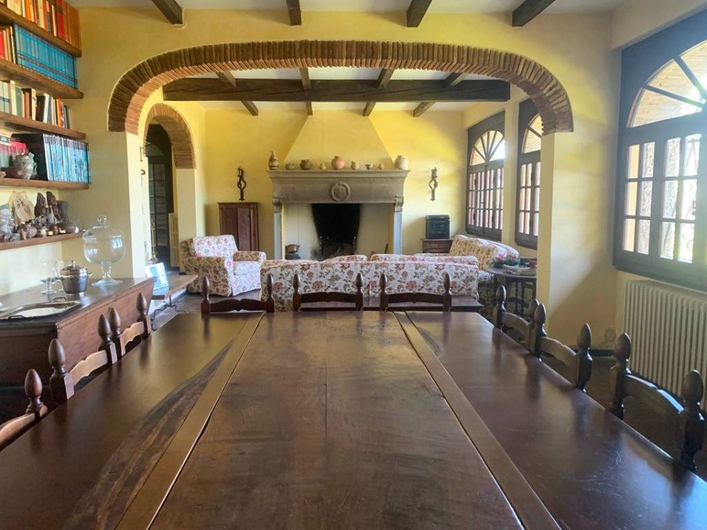 casa indipendente in vendita ad Arezzo in zona Agazzi