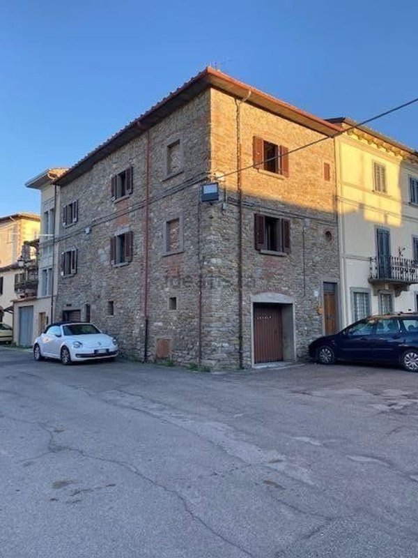 appartamento in vendita ad Arezzo in zona Ponte Alla Chiassa