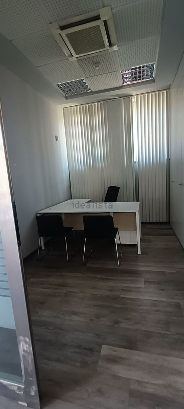 ufficio in vendita ad Arezzo in zona I Sadotti