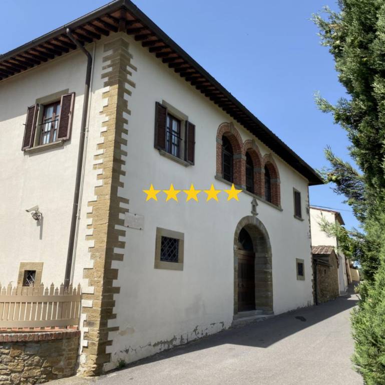 casa indipendente in vendita ad Arezzo in zona Centro Città