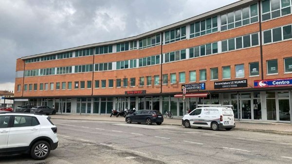 ufficio in vendita ad Arezzo in zona San Leo
