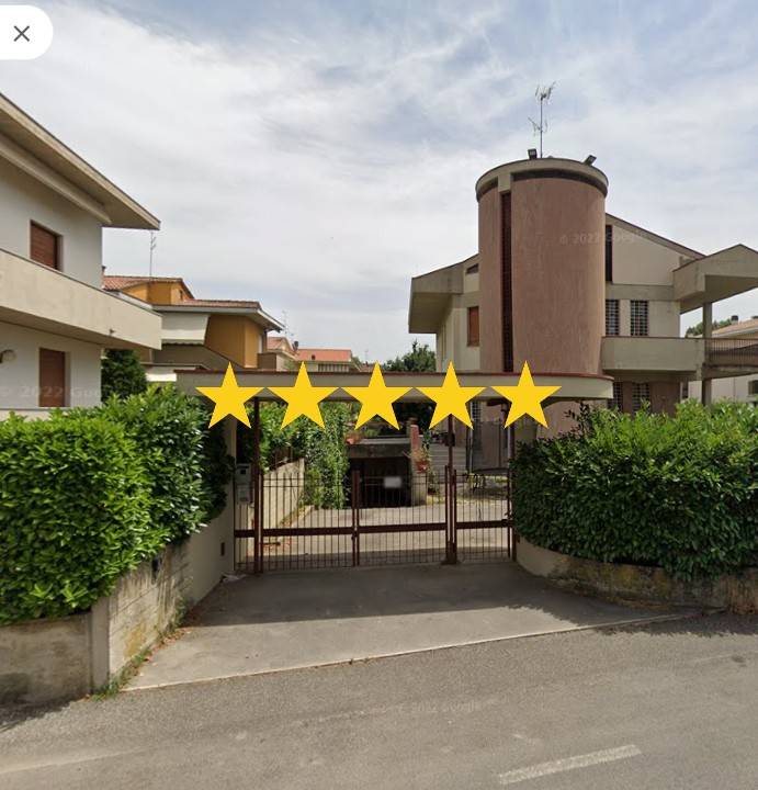 casa indipendente in vendita ad Arezzo