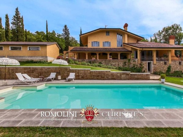 casa indipendente in vendita ad Arezzo in zona Chiassa-Tregozzano