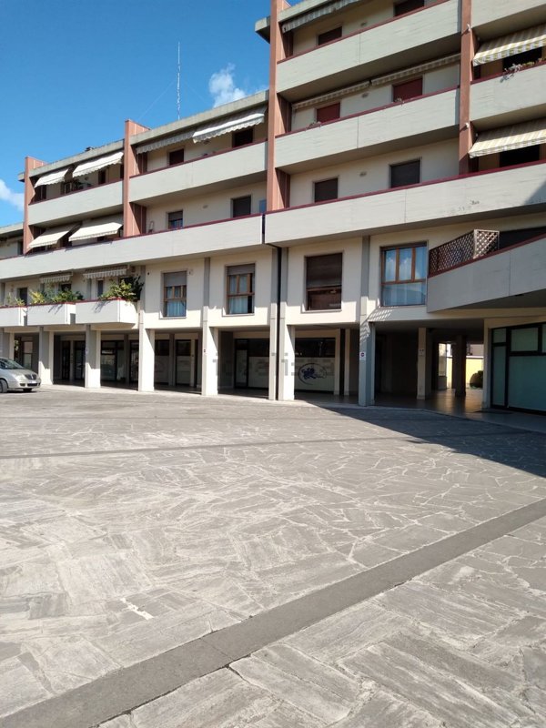 ufficio in vendita ad Arezzo in zona Centro Città