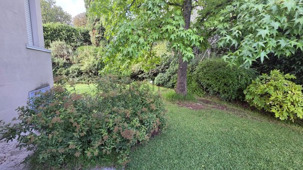 casa indipendente in vendita ad Arezzo in zona Zona La Pace