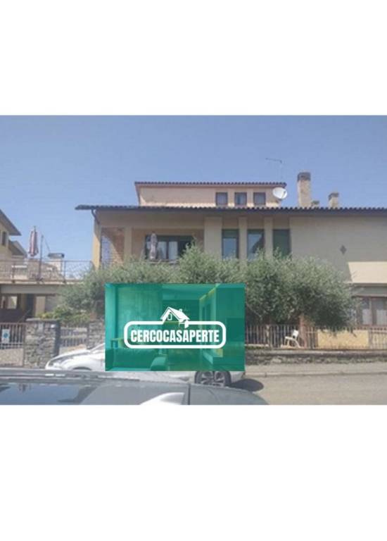 casa indipendente in vendita ad Arezzo