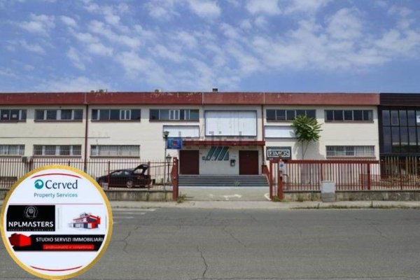 locale di sgombero in vendita ad Arezzo in zona San Leo