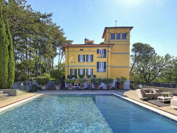 casa indipendente in vendita ad Arezzo