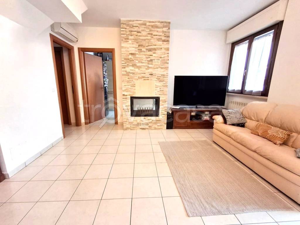 appartamento in vendita ad Arezzo in zona Pratantico-Indicatore