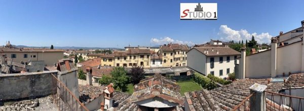 appartamento in vendita ad Arezzo in zona Centro Città