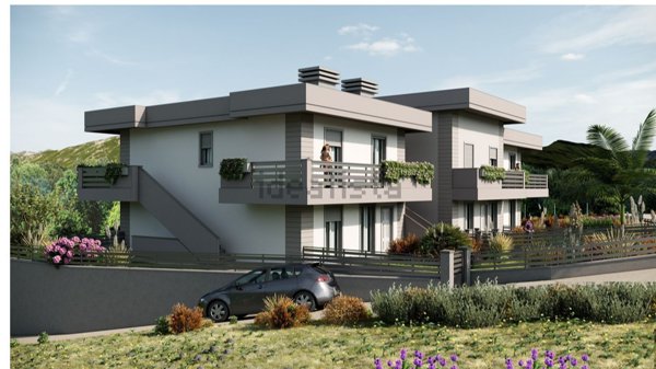 appartamento in vendita ad Arezzo in zona Puglia