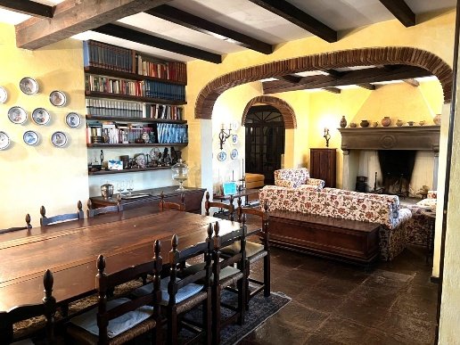 casa indipendente in vendita ad Arezzo in zona Agazzi