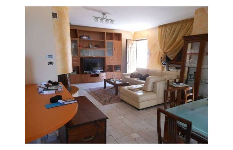 casa indipendente in vendita ad Arezzo