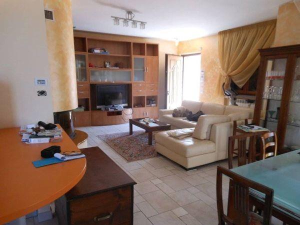 casa indipendente in vendita ad Arezzo