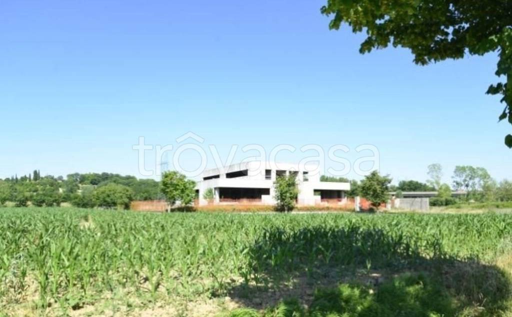 locale commerciale in vendita ad Arezzo in zona Giotto/XXV Aprile