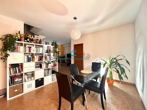 casa indipendente in vendita ad Arezzo in zona Chiassa-Tregozzano