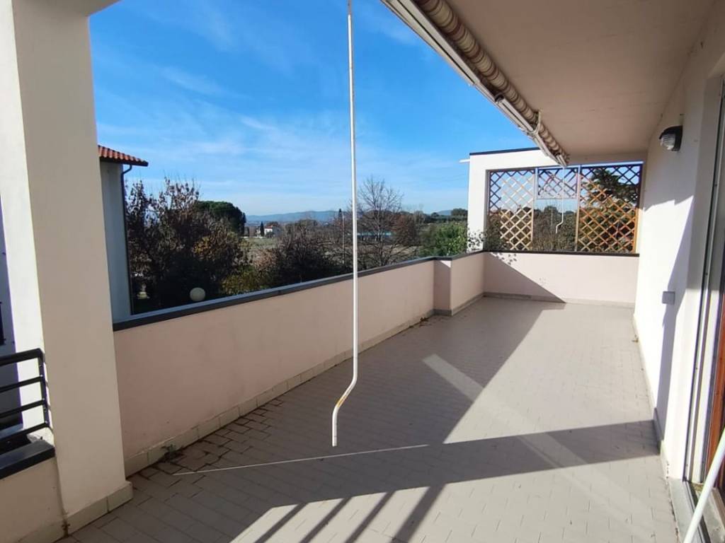 appartamento in vendita ad Arezzo in zona Rigutino