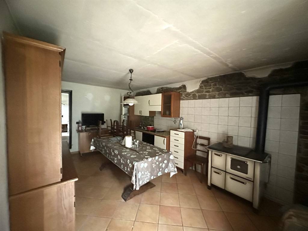 casa indipendente in vendita ad Arezzo in zona Rigutino
