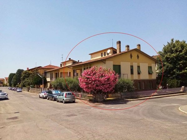 casa indipendente in vendita ad Arezzo
