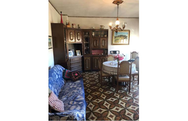 casa indipendente in vendita ad Arezzo in zona Pratantico-Indicatore