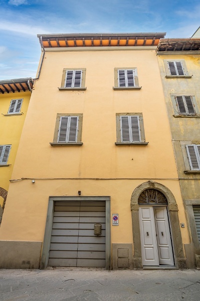 casa indipendente in vendita ad Arezzo in zona Centro Città