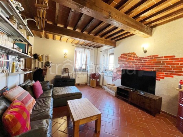 appartamento in vendita ad Arezzo in zona Pescaiola