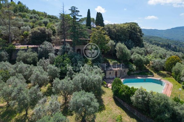 casa indipendente in vendita ad Arezzo in zona Pratantico-Indicatore