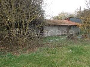 locale commerciale in vendita ad Arezzo in zona Puliciano