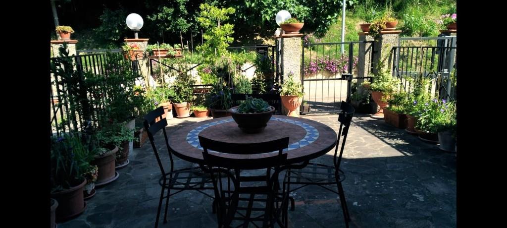 appartamento in vendita ad Arezzo in zona Antria