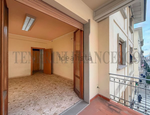 ufficio in vendita ad Arezzo in zona Centro Città