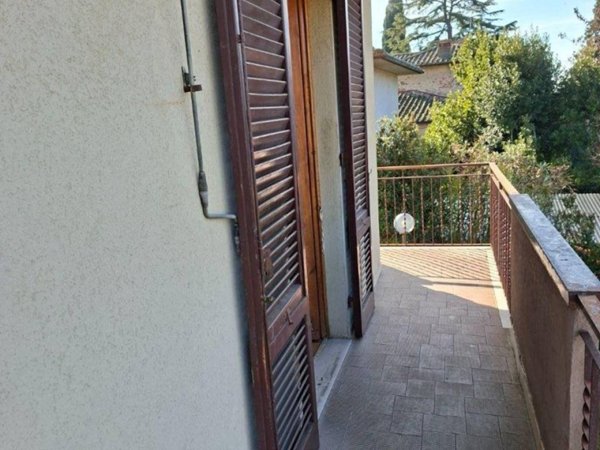 appartamento in vendita ad Arezzo in zona Antria