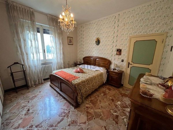 casa indipendente in vendita ad Arezzo