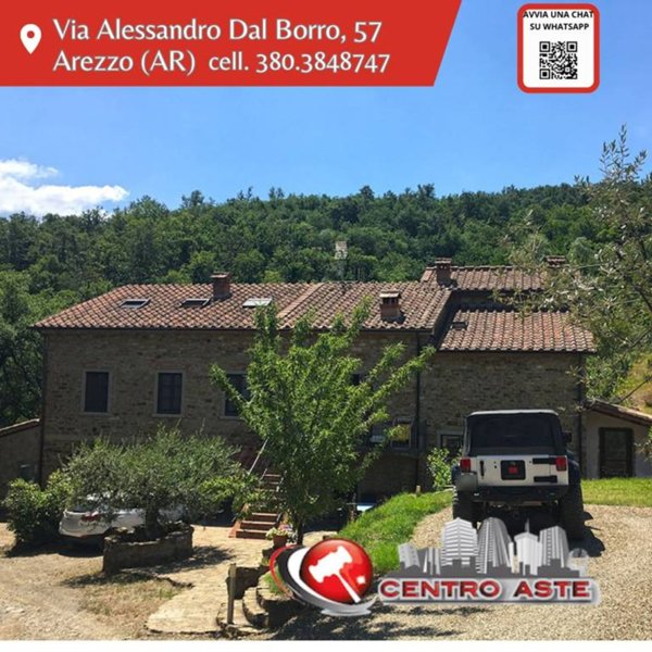 appartamento in vendita ad Arezzo in zona Antria