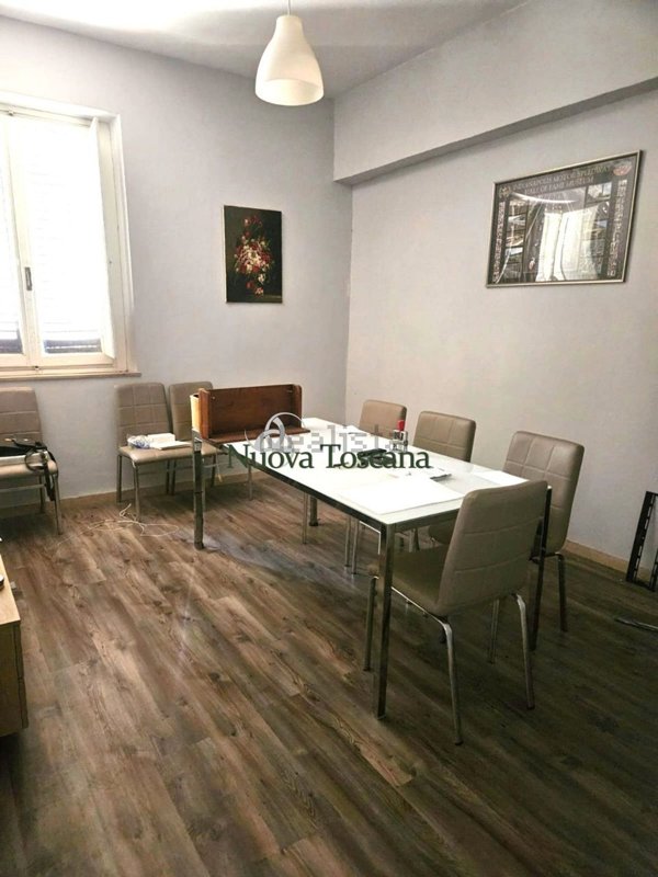 casa indipendente in vendita ad Arezzo in zona Ripa di Olmo