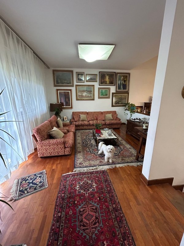 casa indipendente in vendita ad Arezzo in zona Bagnoro