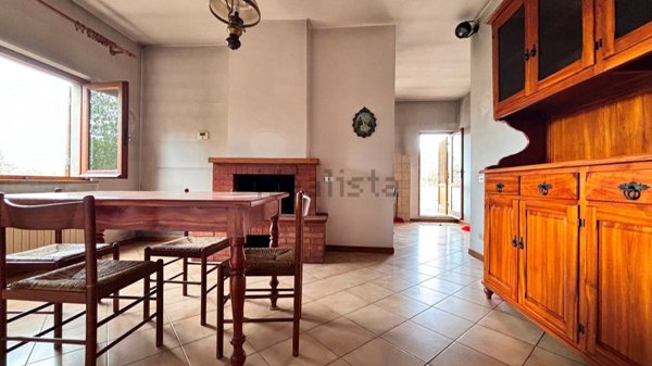 casa indipendente in vendita ad Arezzo